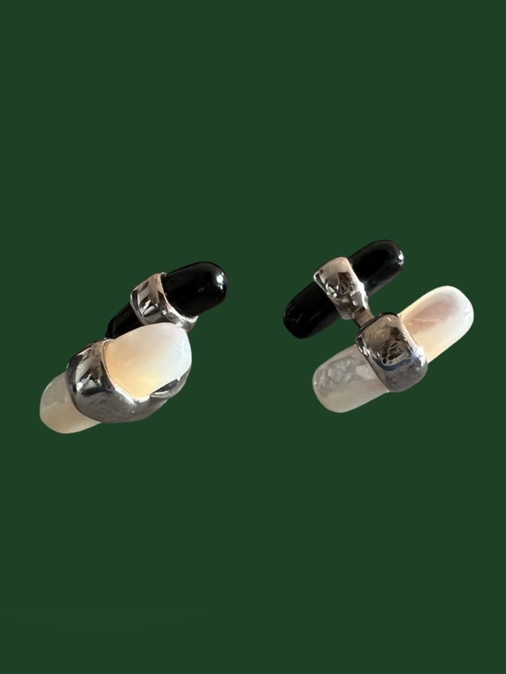 Links of London Sterling Silver Cufflinks Set - Onyx & Mother of Pearls - Picture 4 of 9